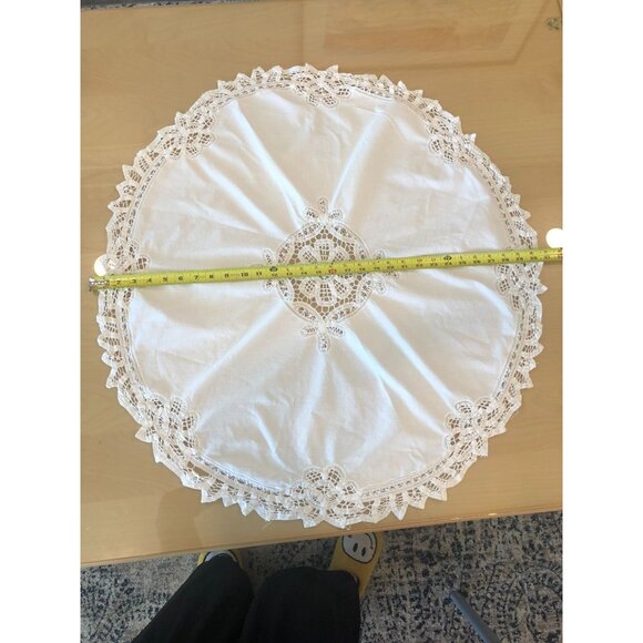 LOT of 4 VTG Handmade crochet doilies - Picture 15 of 16